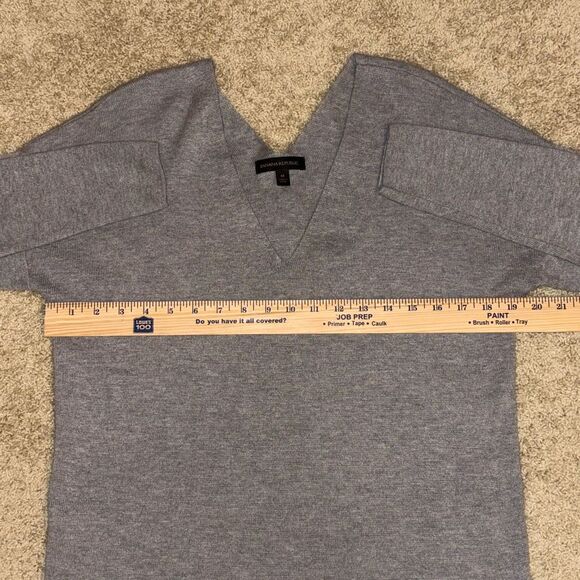 Banana Republic double v-neck drop shoulder gray sweater size M - Picture 7 of 8